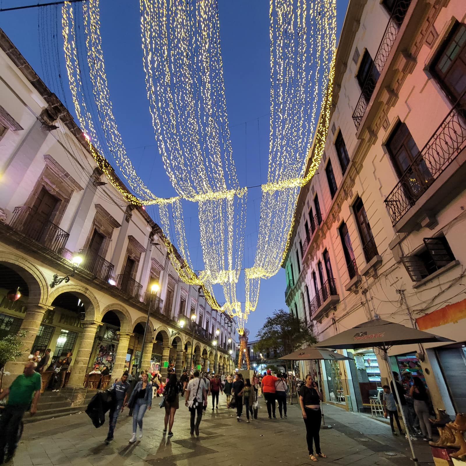 Historic buildings around Plaza de los Mariachis